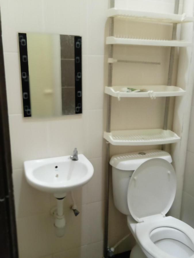 Homestay Bukit Kayu Hitam With 3 Bedrooms Not Sharing Free Wifi Exterior photo
